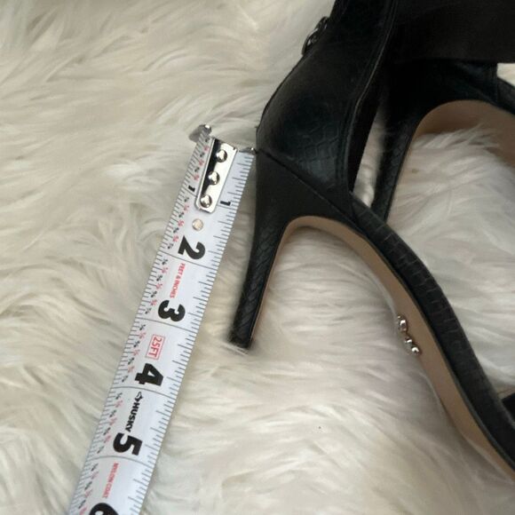 Simply Vera wang heels with straps stretchy size 6.5 black and tan going out - Picture 8 of 8